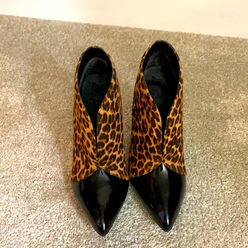 Leopard heels, size 7